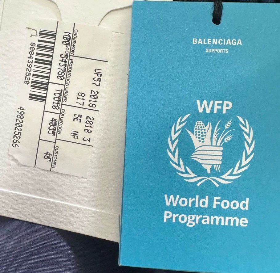 Balenciaga BALENCIAGA FW18 WFP co branded printed logo j 2412-Nextarrow Size US S / EU 44-46 / 1 - 5 Thumbnail