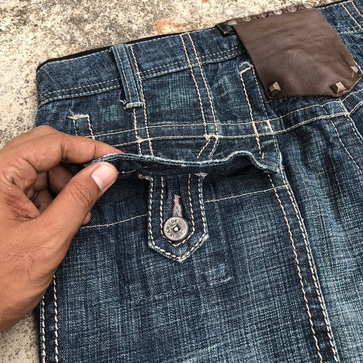 Marithe + Francois Girbaud MARITHE FRANCOIS GIRBAUD Straight Cut Denim Jeans Size US 32 / EU 48 - 9 Thumbnail