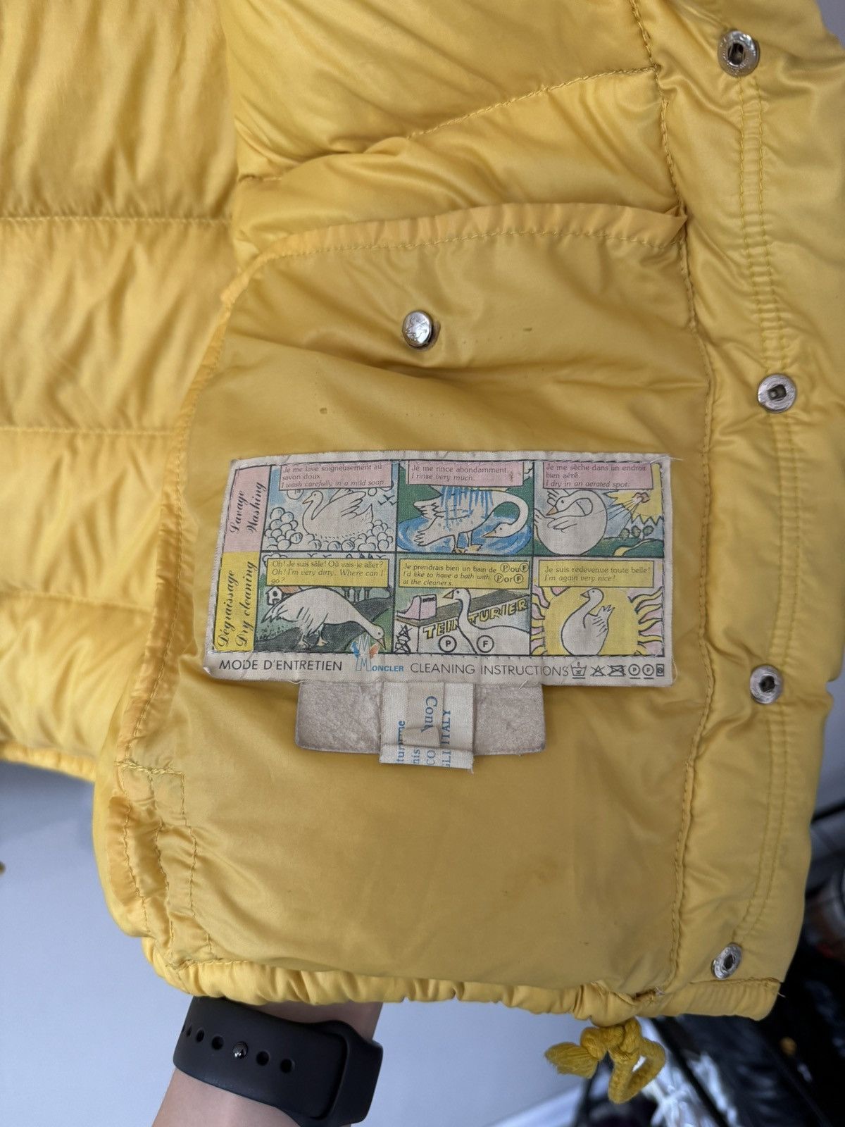 Moncler Moncler Yellow Down Puffer Vest Vintage Size US XL / EU 56 / 4 - 8 Thumbnail