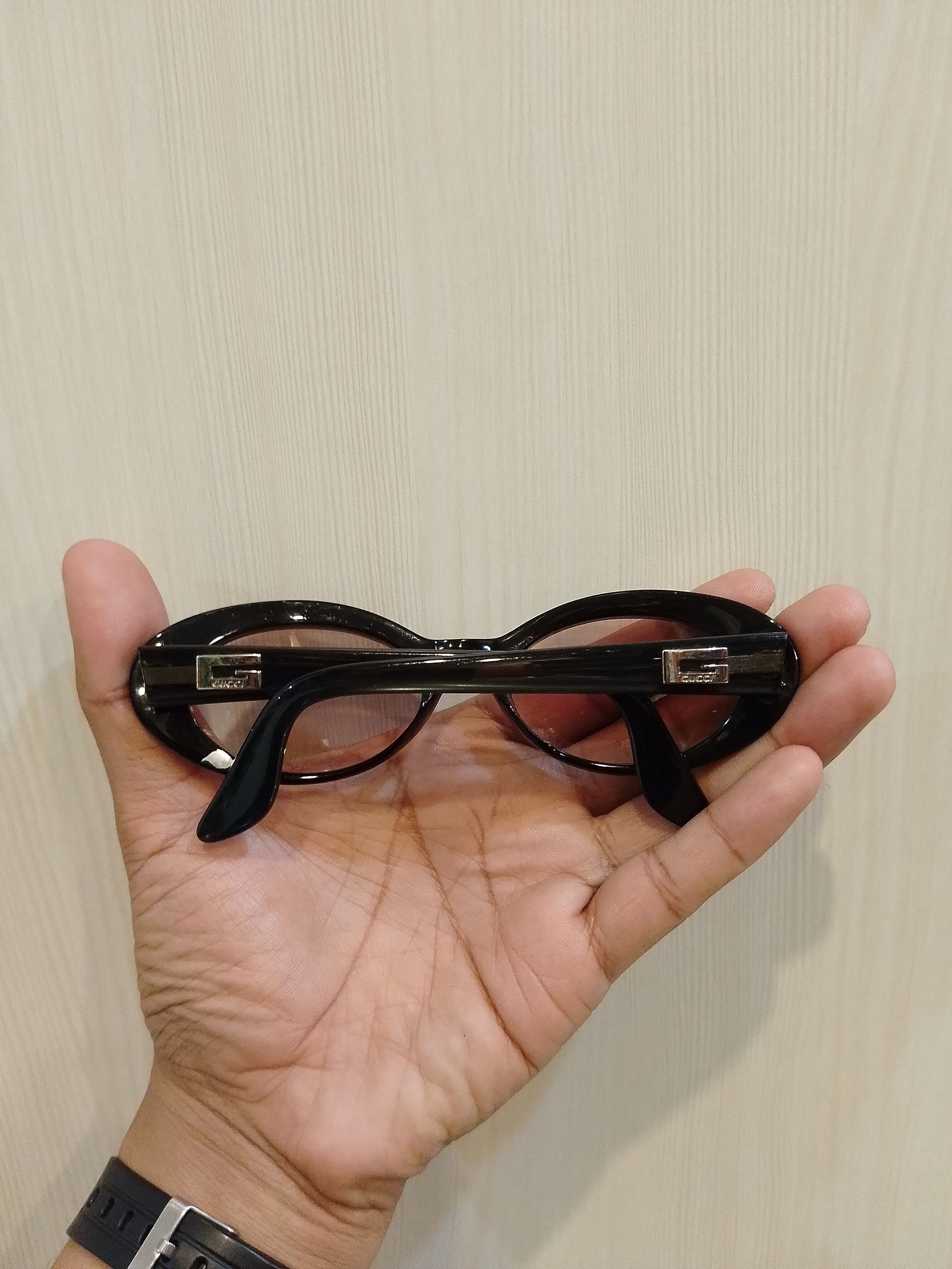 Gucci × Vintage Vintage 90s Gucci GG 2413/N/S 6NR Oval Sunglasses