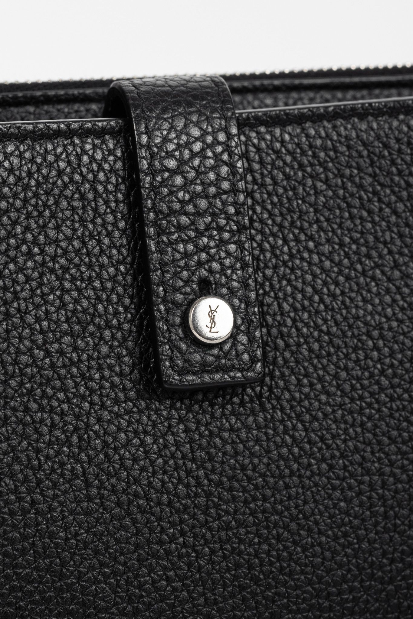 Saint Laurent Paris Saint Laurent Black Pebbled-Leather Flat Snap-Closure Clutch Size ONE SIZE - 8 Thumbnail