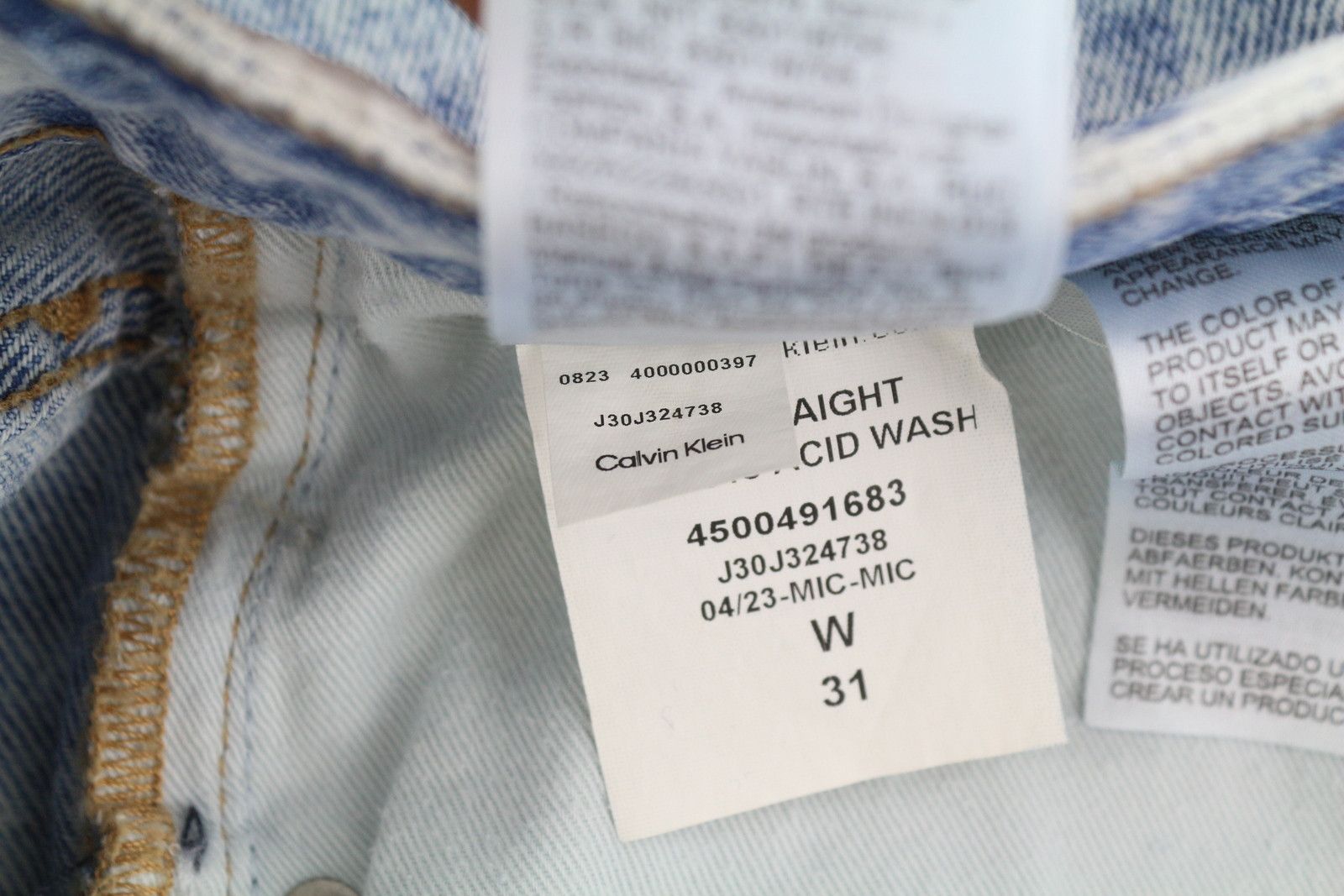 Calvin Klein 90S STRAIGHT W31 Faded Blue Zip Fly Logo Denim 85289 Size US 31 - 11 Thumbnail