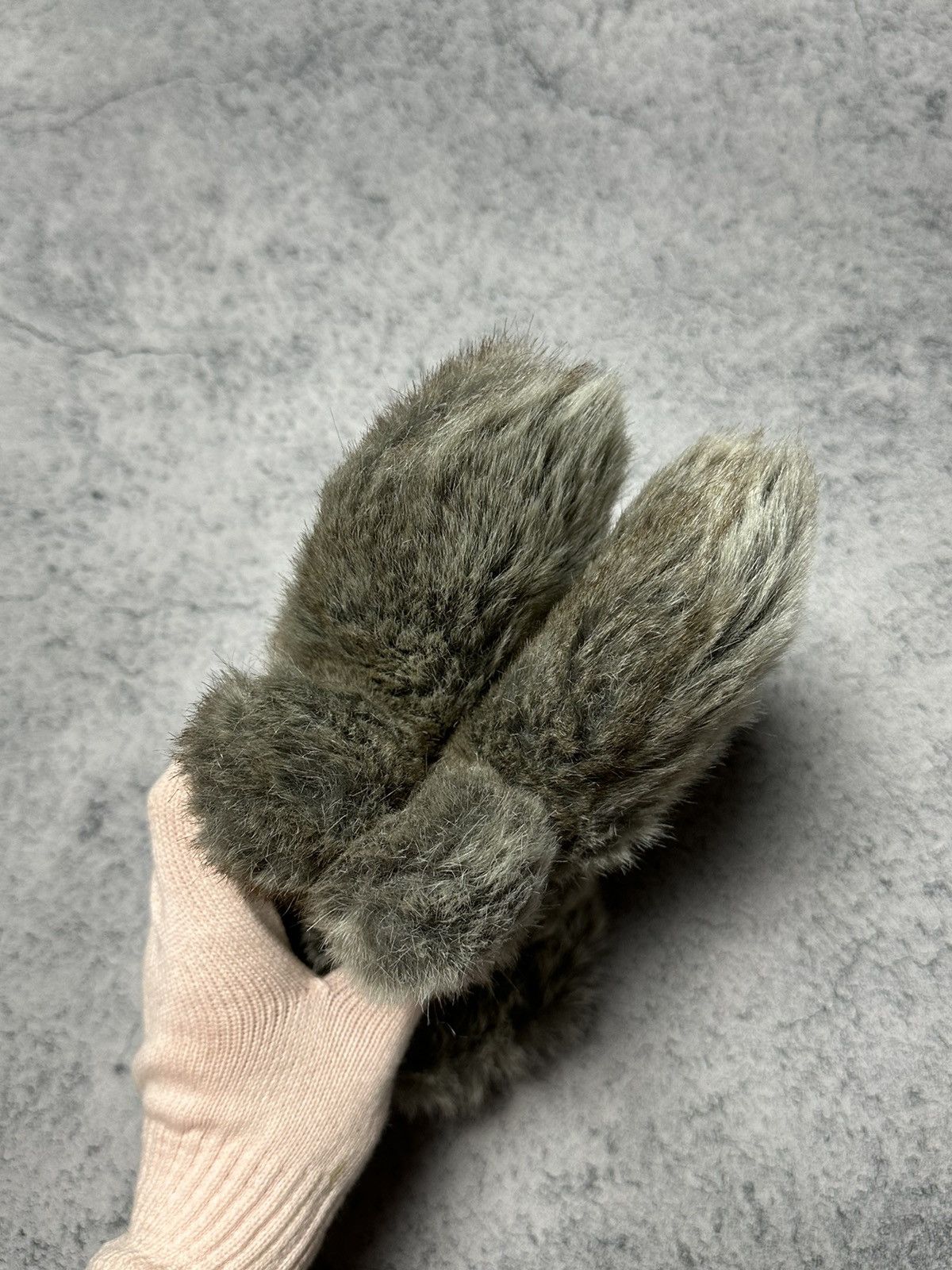 If Six Was Nine Vintage Y2K Fuzzy Faux Fur Gloves Size ONE SIZE - 5 Thumbnail