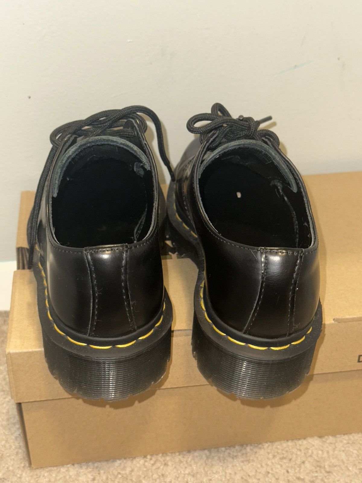 Dr. Martens Doc Martens 1461 Size US 5 / EU 37 - 5 Thumbnail