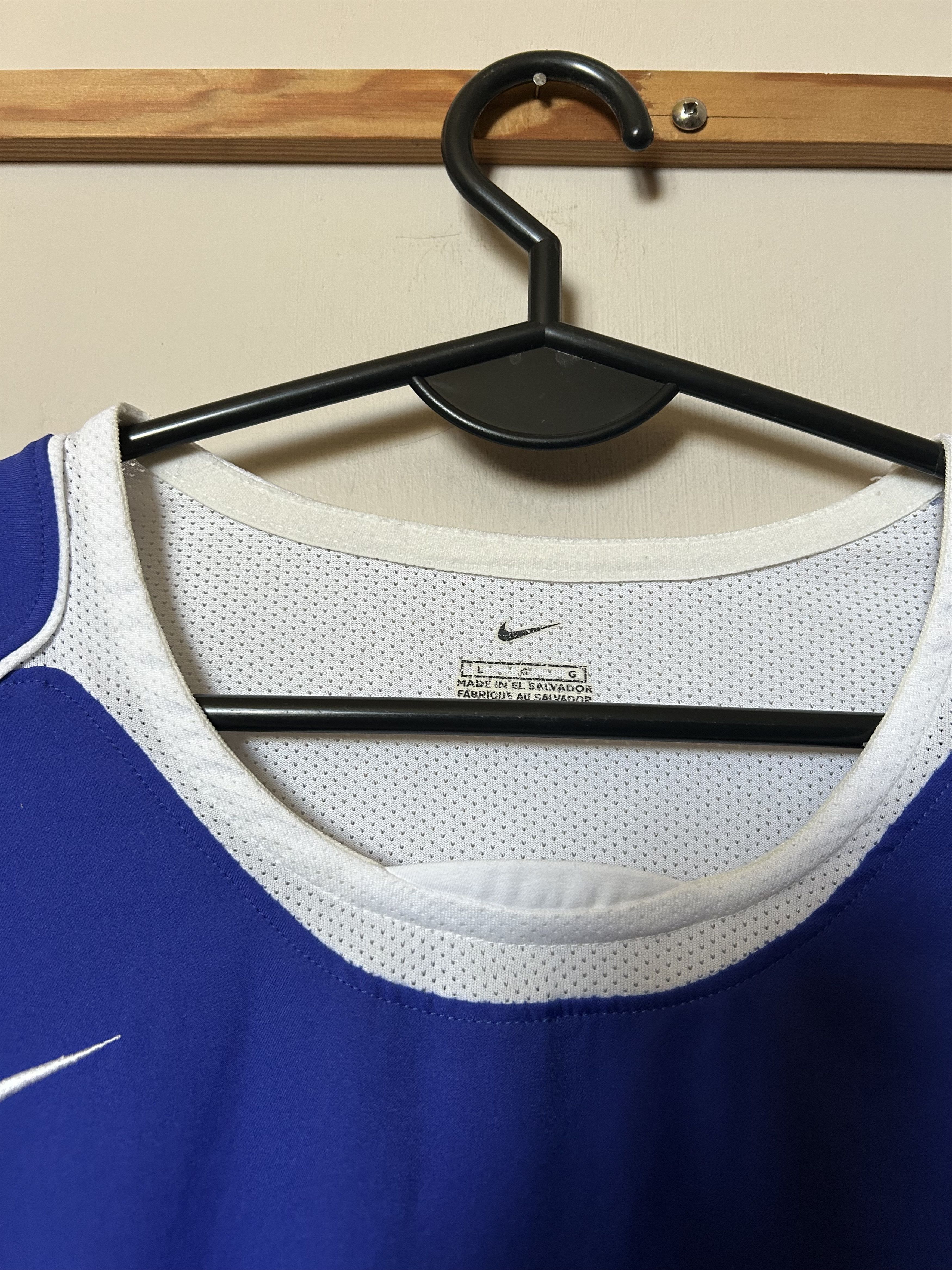 Nike Vintage BRAZIL 2004 - 2006 - L - Nike - UNIQUE Size US L / EU 52-54 / 3 - 3 Thumbnail