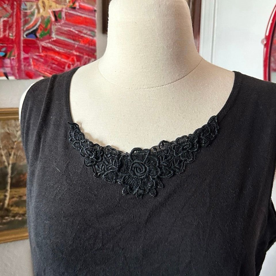 Other extra touch floral lace black tank top Size XL / US 12-14 / IT 48-50 - 2 Thumbnail