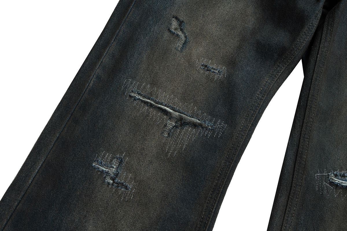 Japanese Brand × Jean Distressed Dirty Washed Blue Ripped Baggy Jeans Size US 31 - 5 Thumbnail