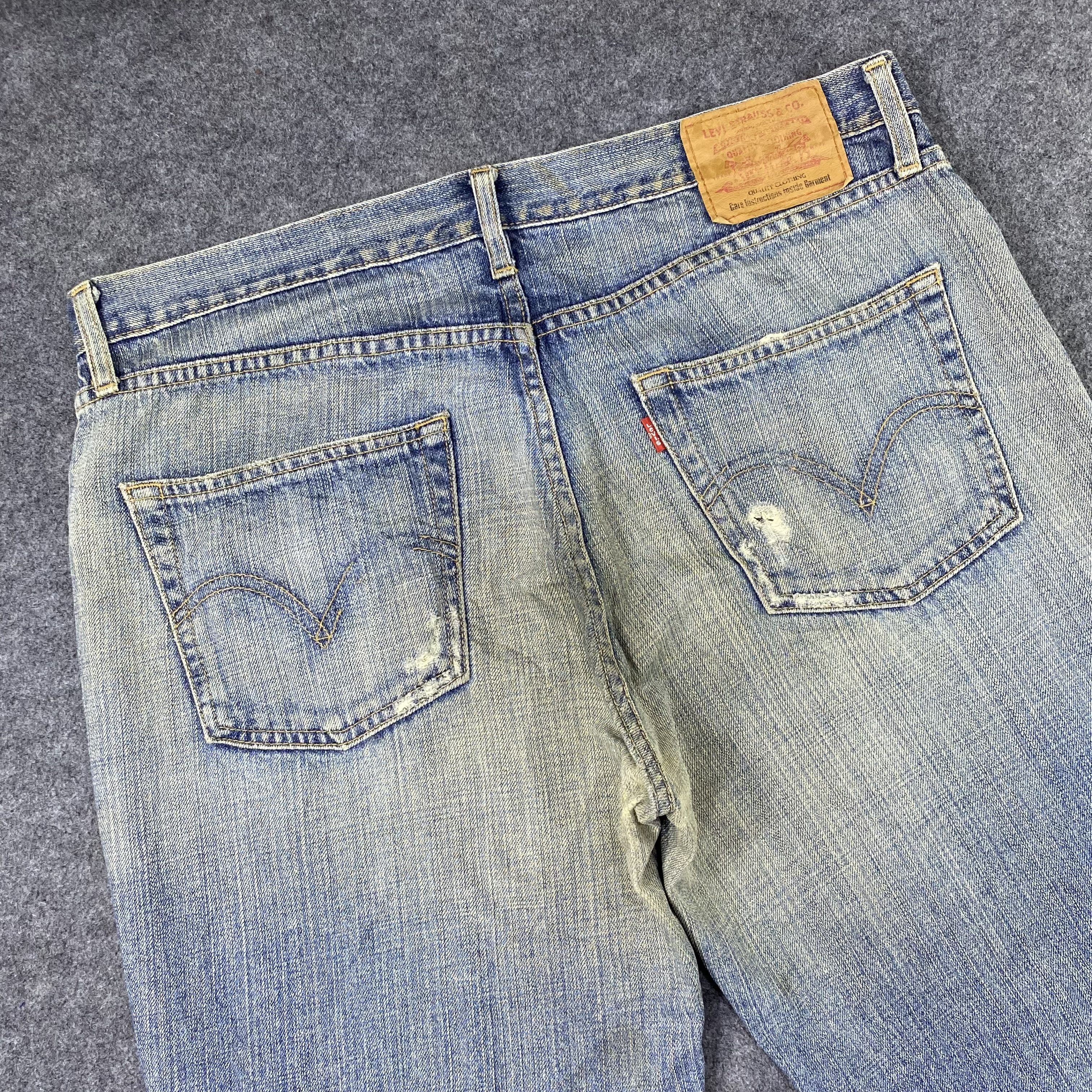 Levi's × Levi's Vintage Clothing × Vintage Vintage Levi's Distressed Blue Wash Jeans-J1178 Size US 38 / EU 54 - 6 Thumbnail