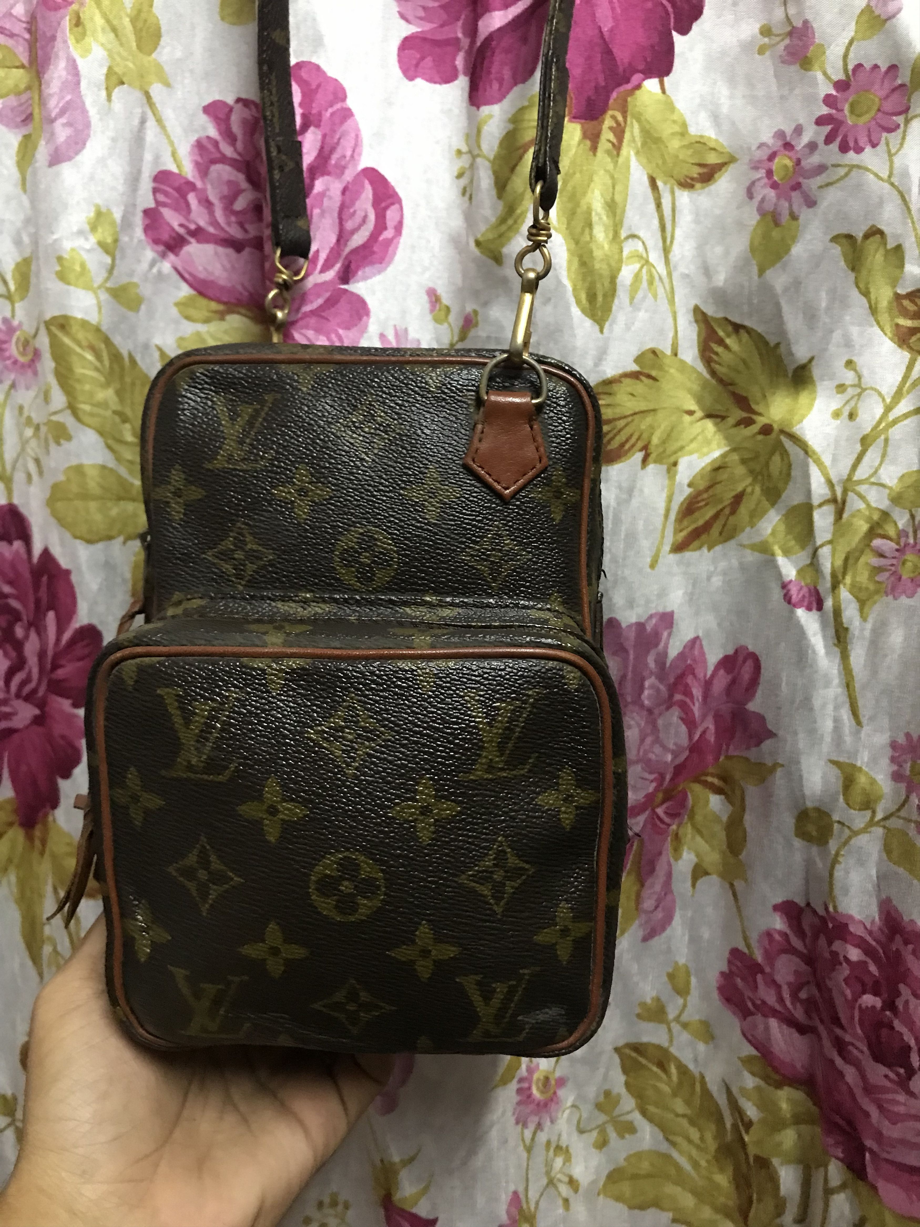 Louis Vuitton Vintage 80s Louis Vuitton Size ONE SIZE - 2 Thumbnail