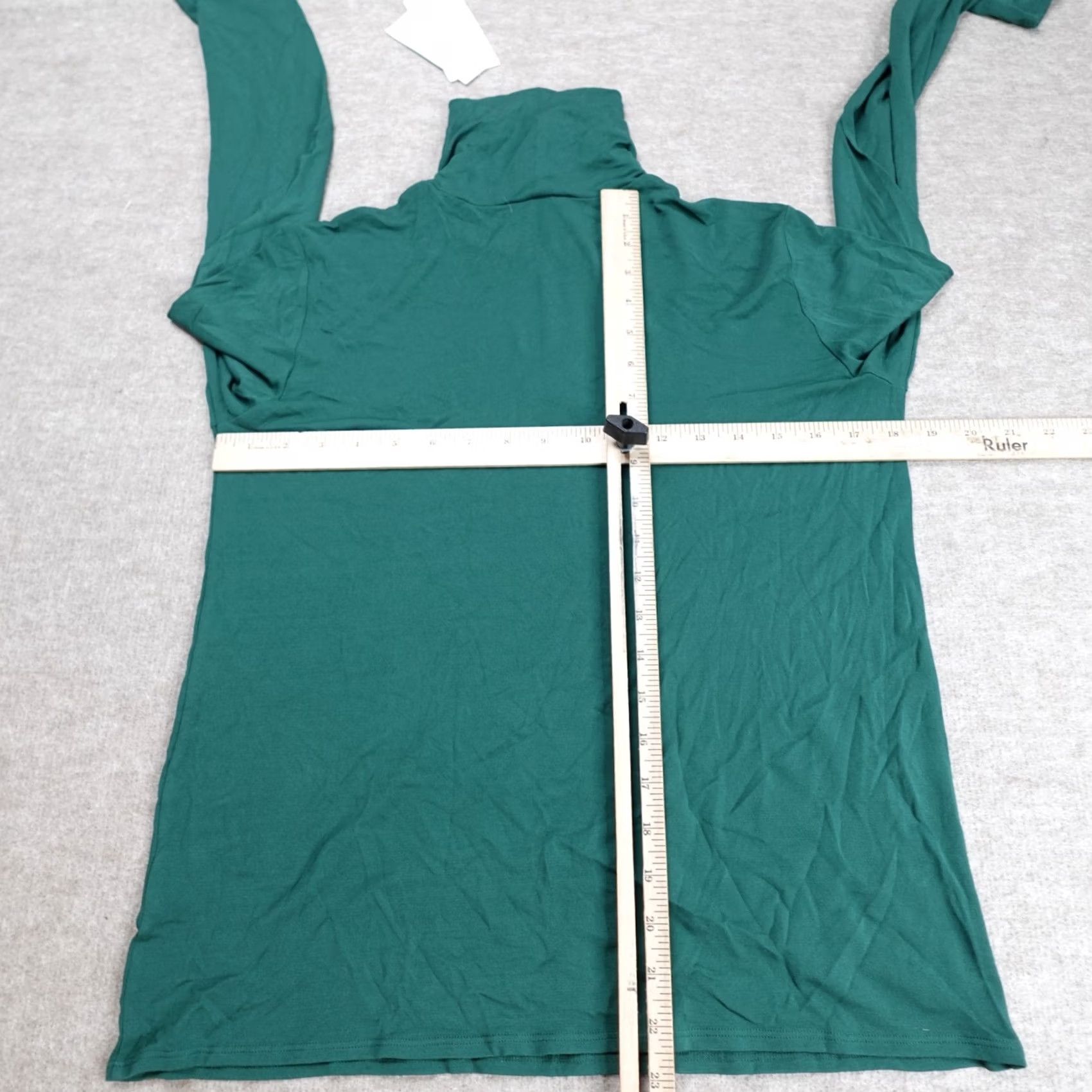 Eileen Fisher Eileen Fisher Blouse Shirt Womens Medium Green Silk Jersey Turtleneck Long Sleeve Pullover NEW Size M / US 6-8 / IT 42-44 - 2 Thumbnail