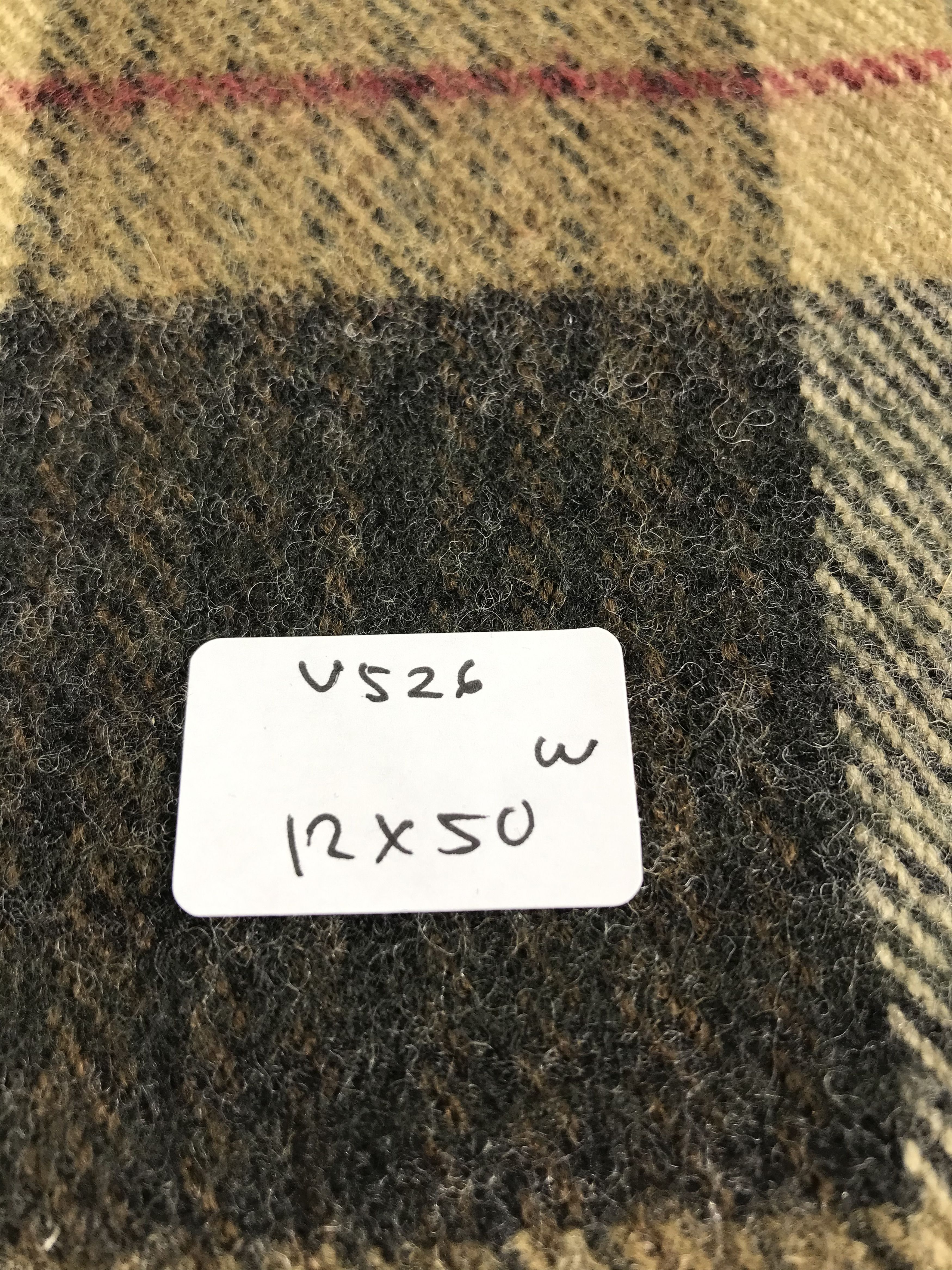 Guy Laroche Guy Laroche Tartan Wool Scarf Muffler V526 Size ONE SIZE - 6 Thumbnail