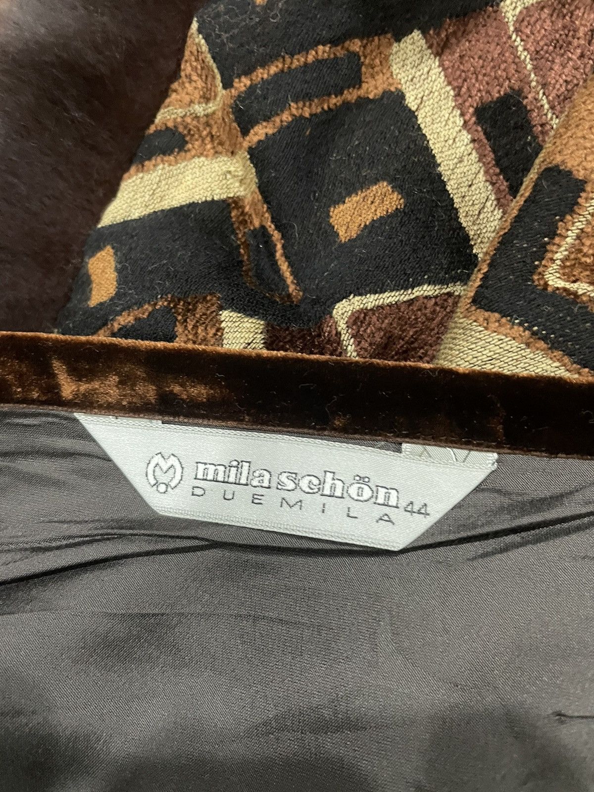 Mila Schon Duemila Mila Schon Geometric Patten Skirt with Fur Size 28" / US 6 / IT 42 - 3 Thumbnail