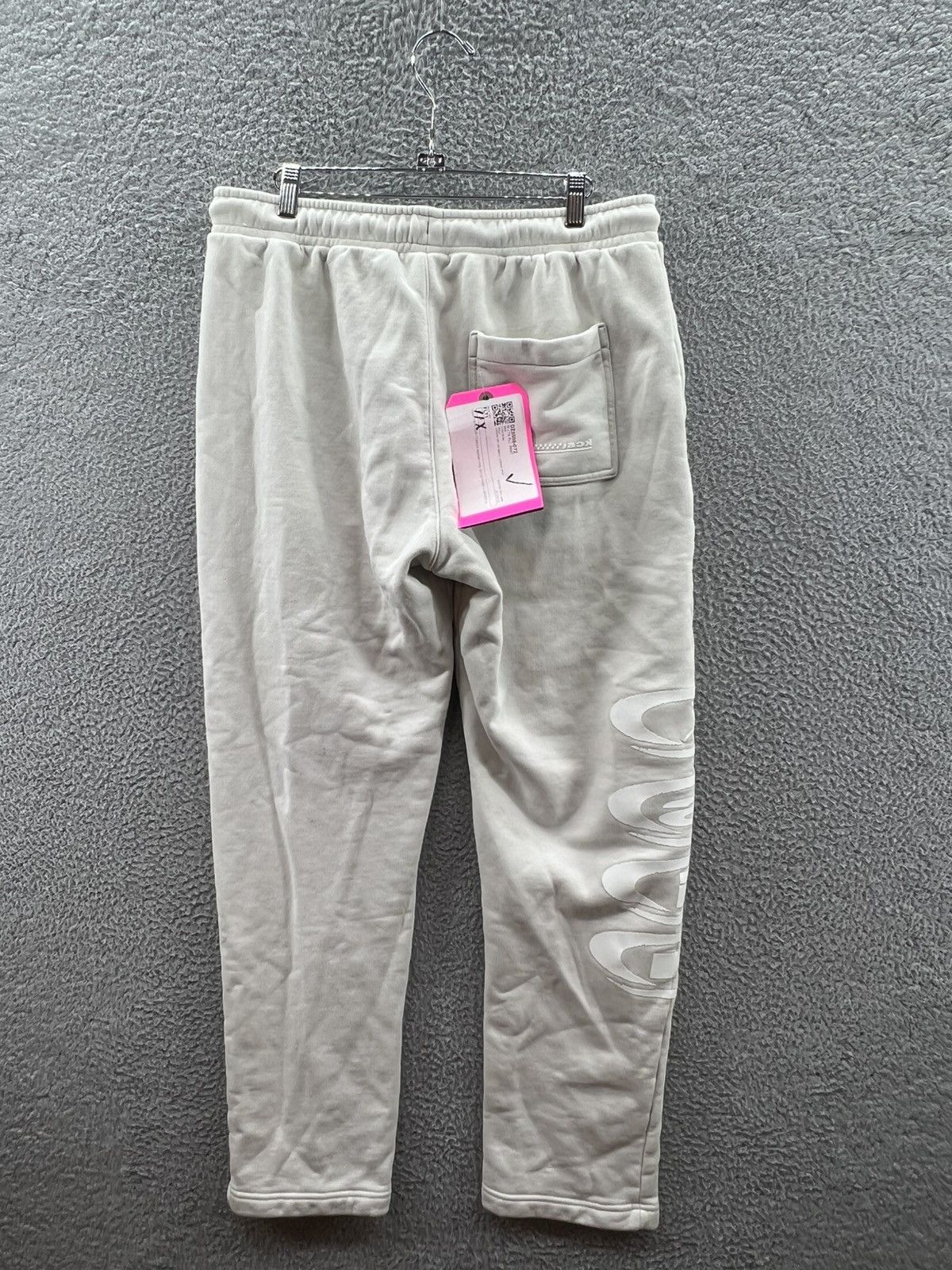 Jordan Brand Jordan x Travis Scott Fleece Pants Palomino Bone DZ5508-072 Size US 34 / EU 50 - 2 Thumbnail