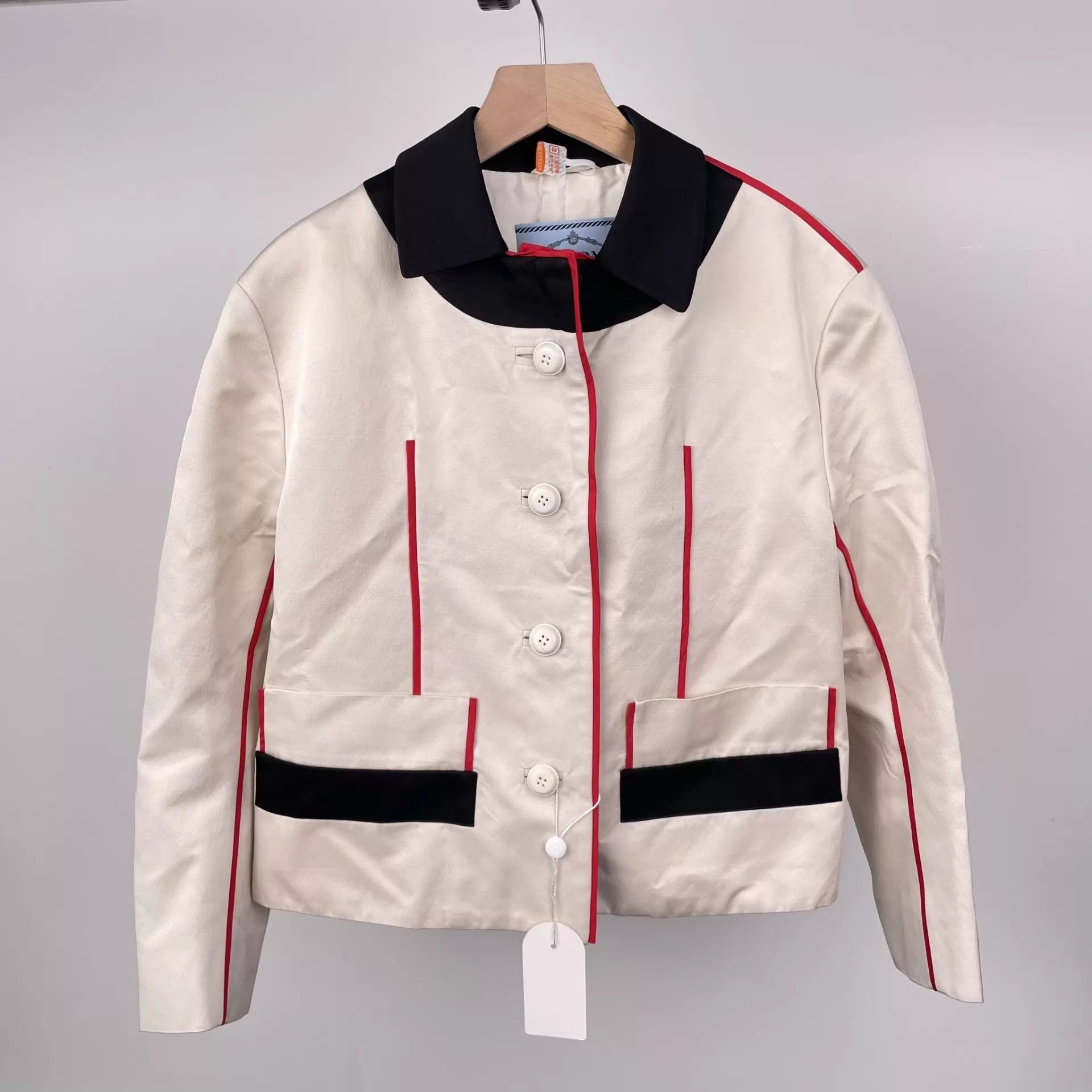 Prada Prada Cotton White Jacket 38 Size XS / US 0-2 / IT 36-38 - 1 Thumbnail