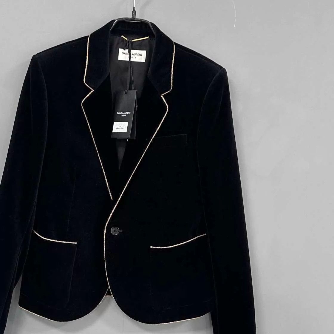 Saint Laurent Paris Saint Laurent Women's Black Velvet Blazer 38 Size S / US 4 / IT 40 - 2 Thumbnail