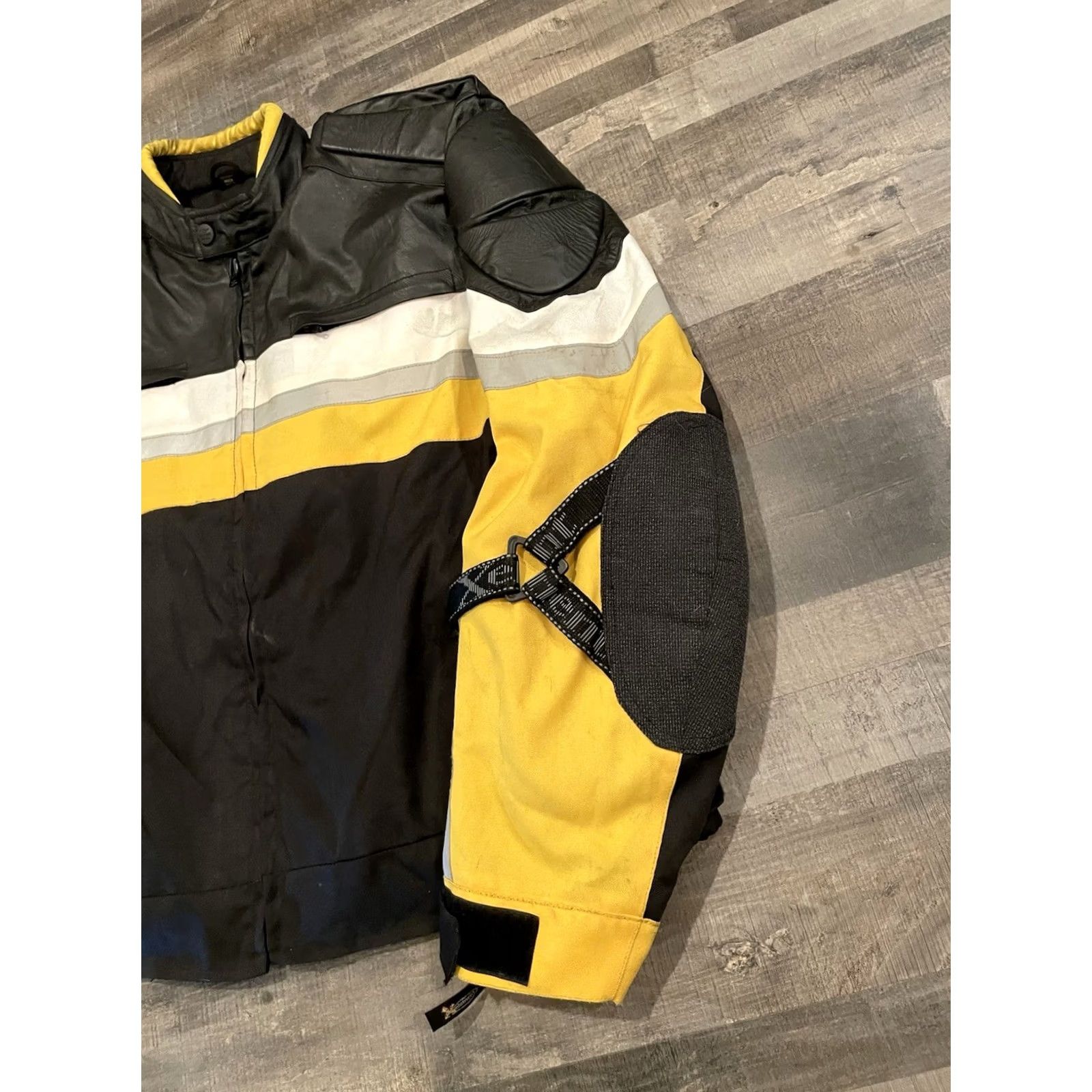 Element VINTAGE Xelement Motorcycle Jacket Nylon Black Yellow Padded Racing Men's 5XL Jacket Mens 5XL Black Nylon Racing Motorcycle Theme 1990s? Size US XXL / EU 58 / 5 - 4 Thumbnail