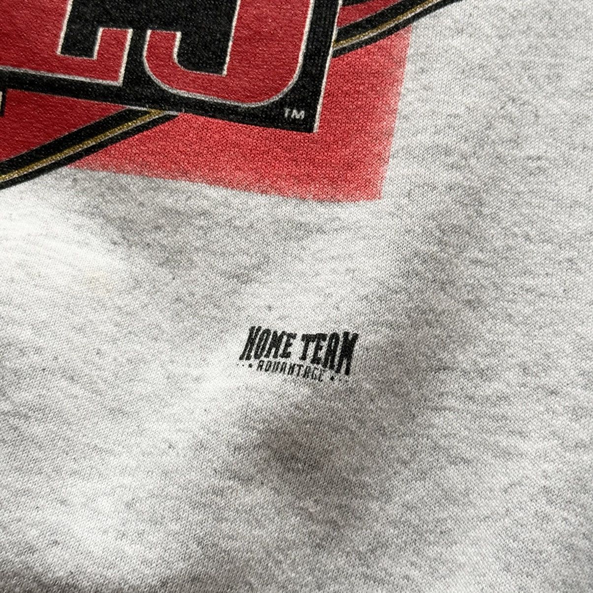Vintage 90s Chicago Bulls NBA Basketball Team Big Logo Sweatshirt Size US L / EU 52-54 / 3 - 3 Thumbnail