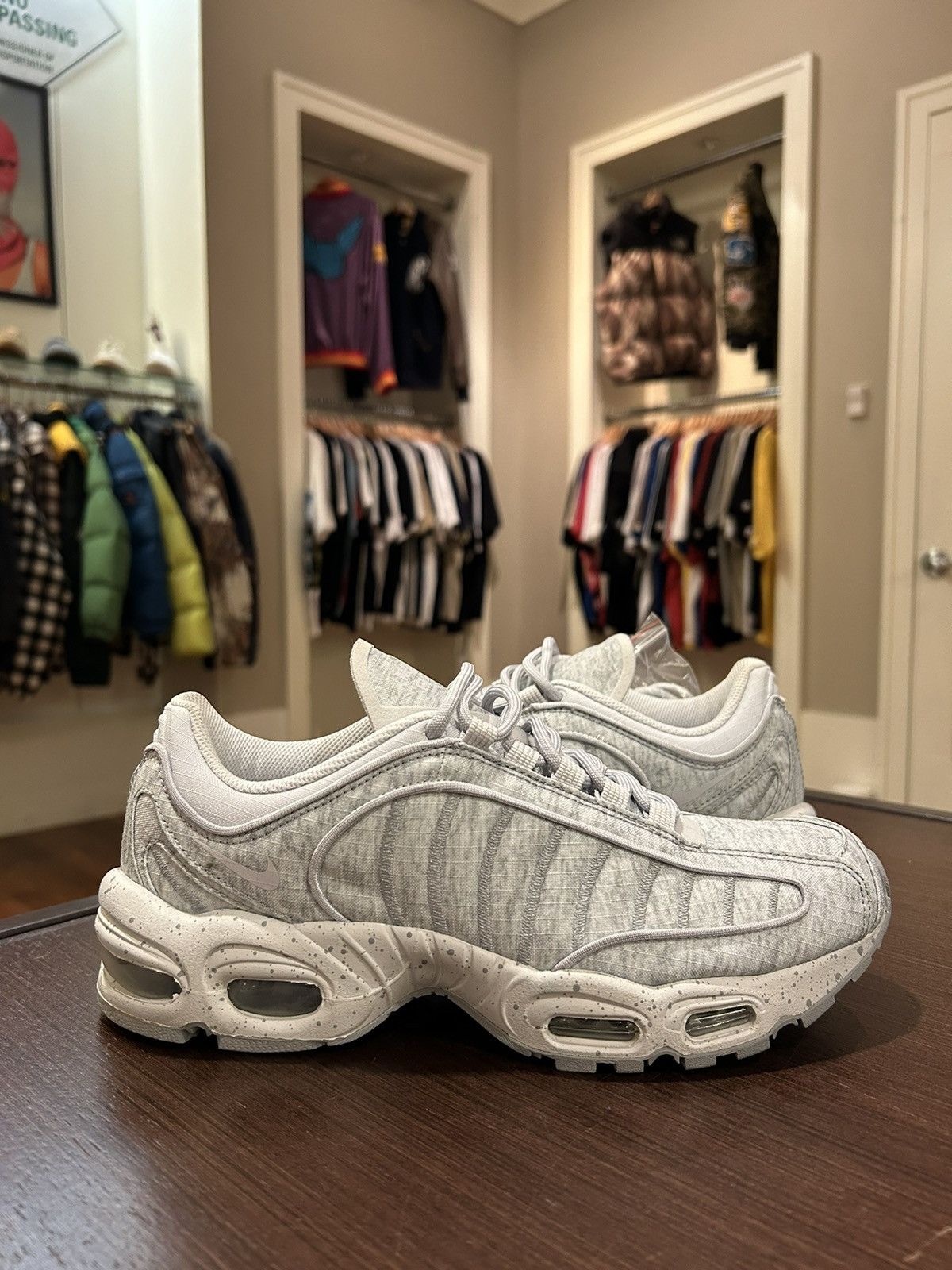 Nike Nike Air Max Tailwind 4 Geyser Grey Size US 8.5 / EU 41-42 - 2 Thumbnail