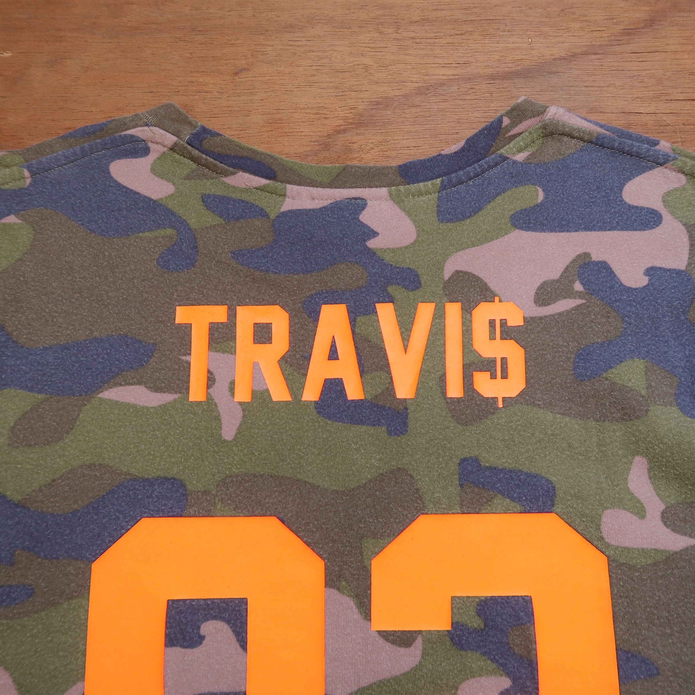Japanese Brand Les Artists Travis 92 Graphic T-shirt Men Large Camo Size US L / EU 52-54 / 3 - 11 Thumbnail