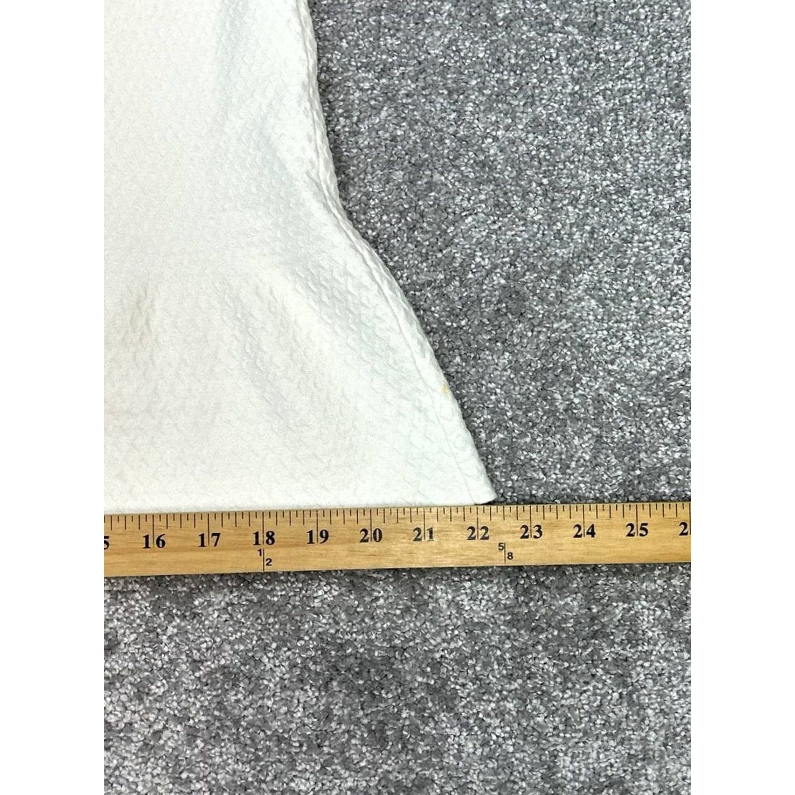 Theory Theory Mini Skirt Womens Small Petite White A Line Diamond Textured Peplum Hem Skirt Short White Womens Theory Size 28" / US 6 / IT 42 - 5 Thumbnail