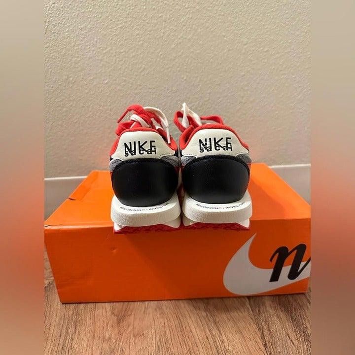 Nike Nike LD Waffle Sacai Undercover Midnight Spruce University Red Size US 6 / EU 39 - 7 Thumbnail