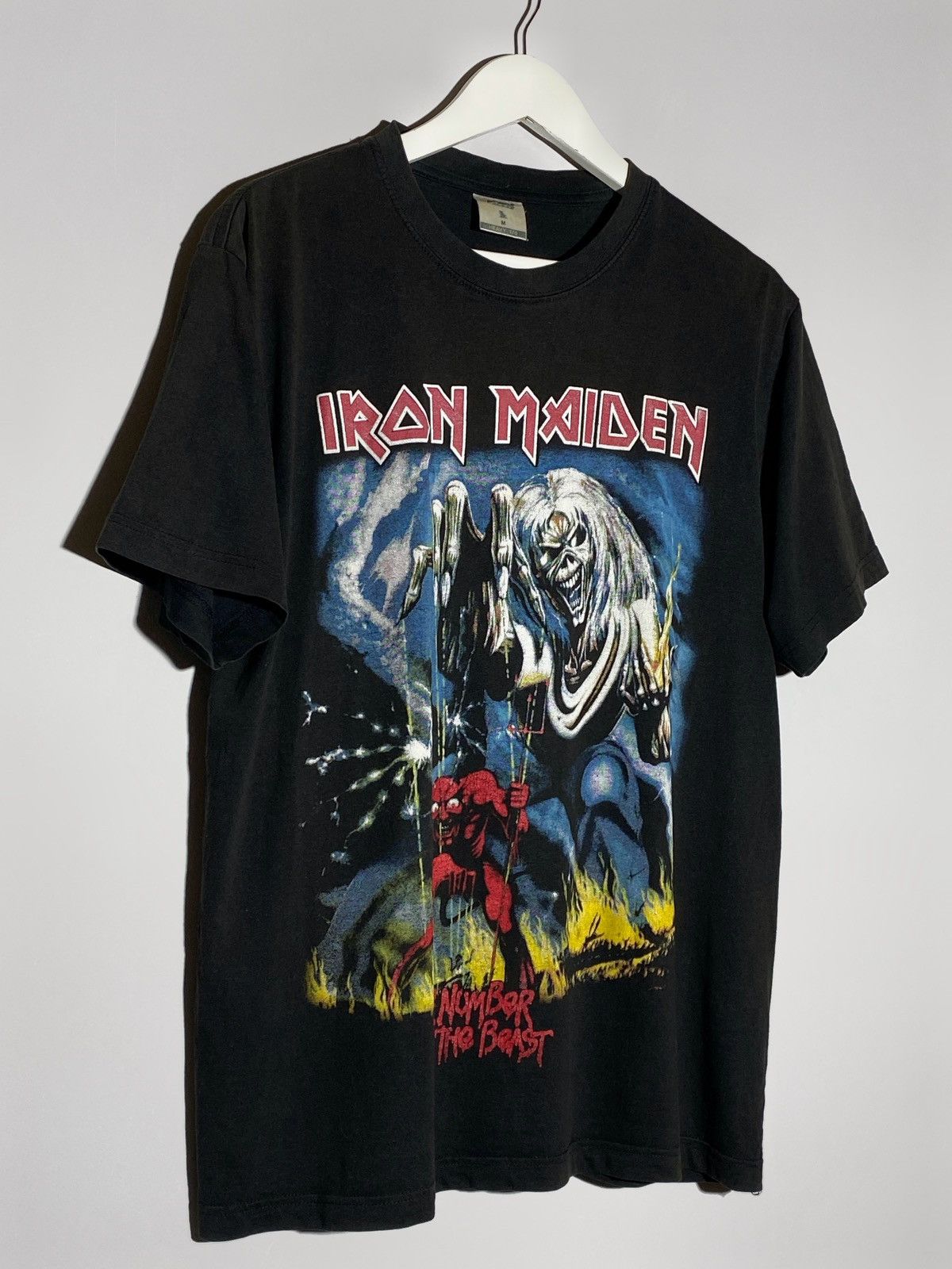 Band Tees Vintage Iron Maiden Distressed Graphic Print T-shirt Size US M / EU 48-50 / 2 - 2 Thumbnail