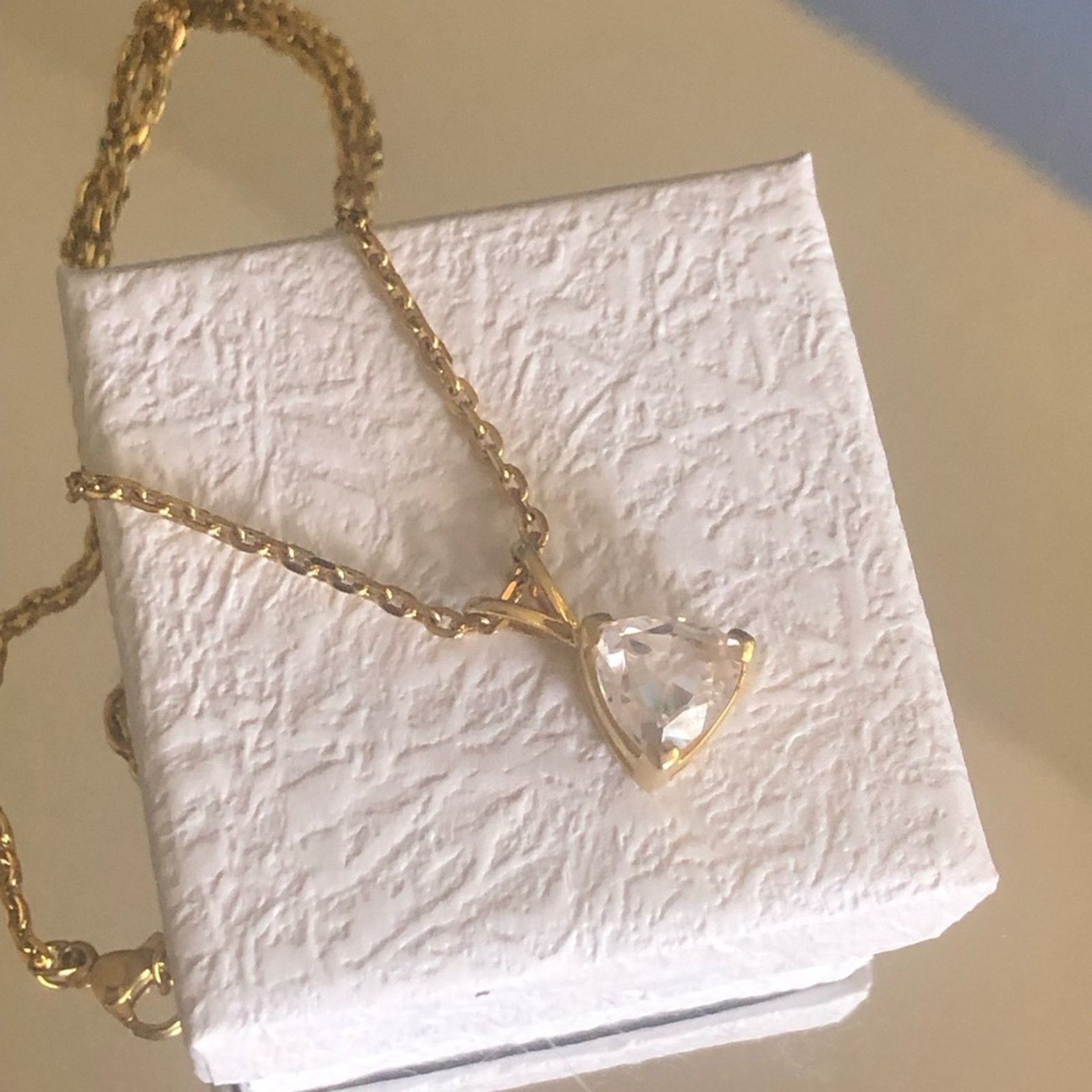 Vintage Vintage prong set triangle clear cubic zirconia necklace Size ONE SIZE - 1 Thumbnail