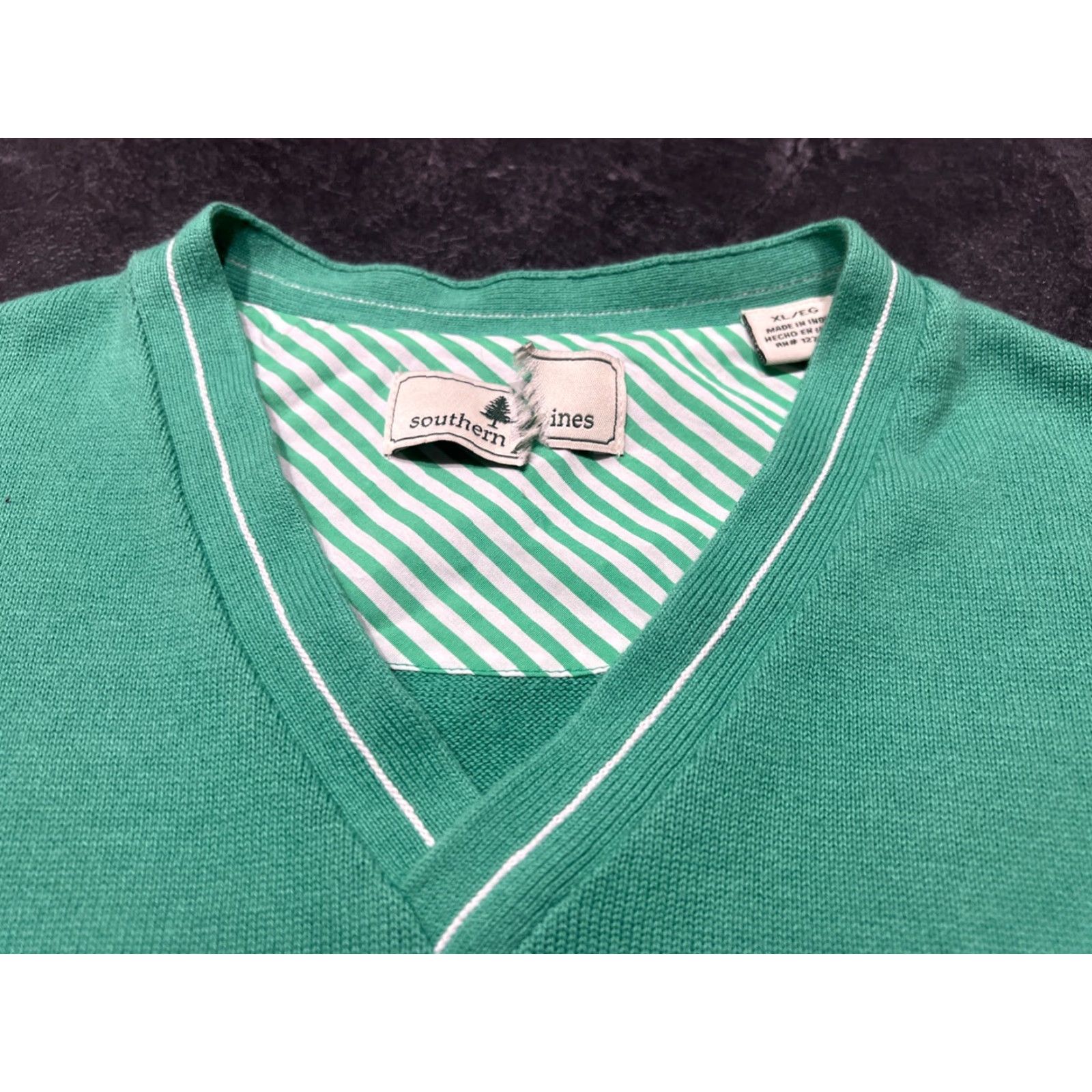 Vintage VINTAGE Southern Pines Men’s Light Green V-Neck Golf Preppy Sweater Vest XL Size US XL / EU 56 / 4 - 4 Thumbnail