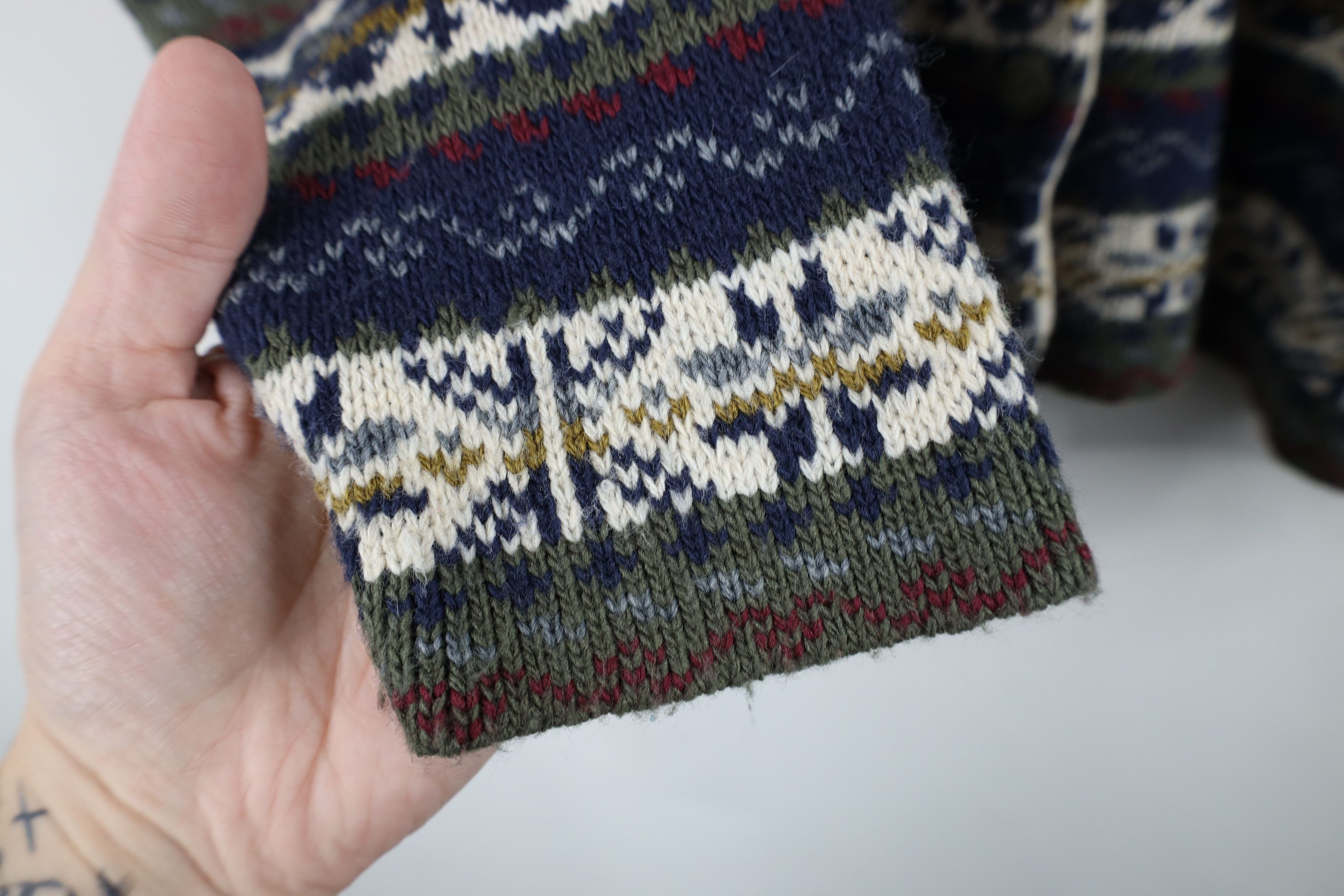 Vintage Vintage 90s Streetwear Fair Isle Knit Cardigan Sweater USA Size L / US 10 / IT 46 - 5 Thumbnail