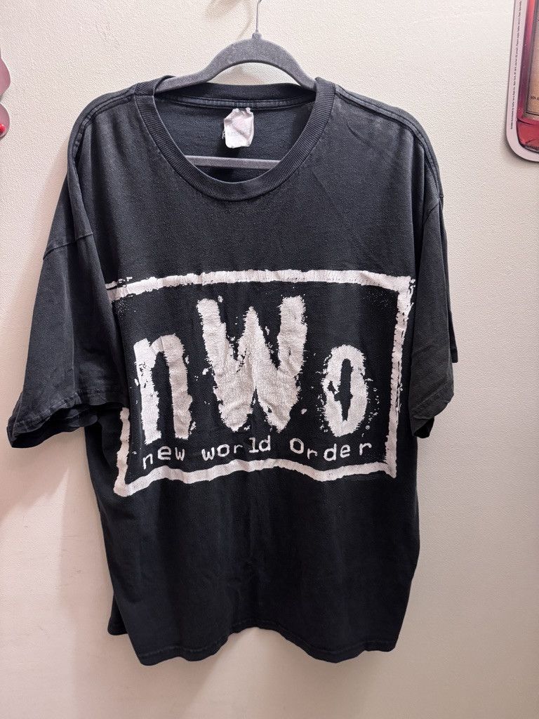 Vintage 1998 VINTAGE NWO WRESTLING PROMO SHIRT Size US XXL / EU 58 / 5 - 2 Thumbnail
