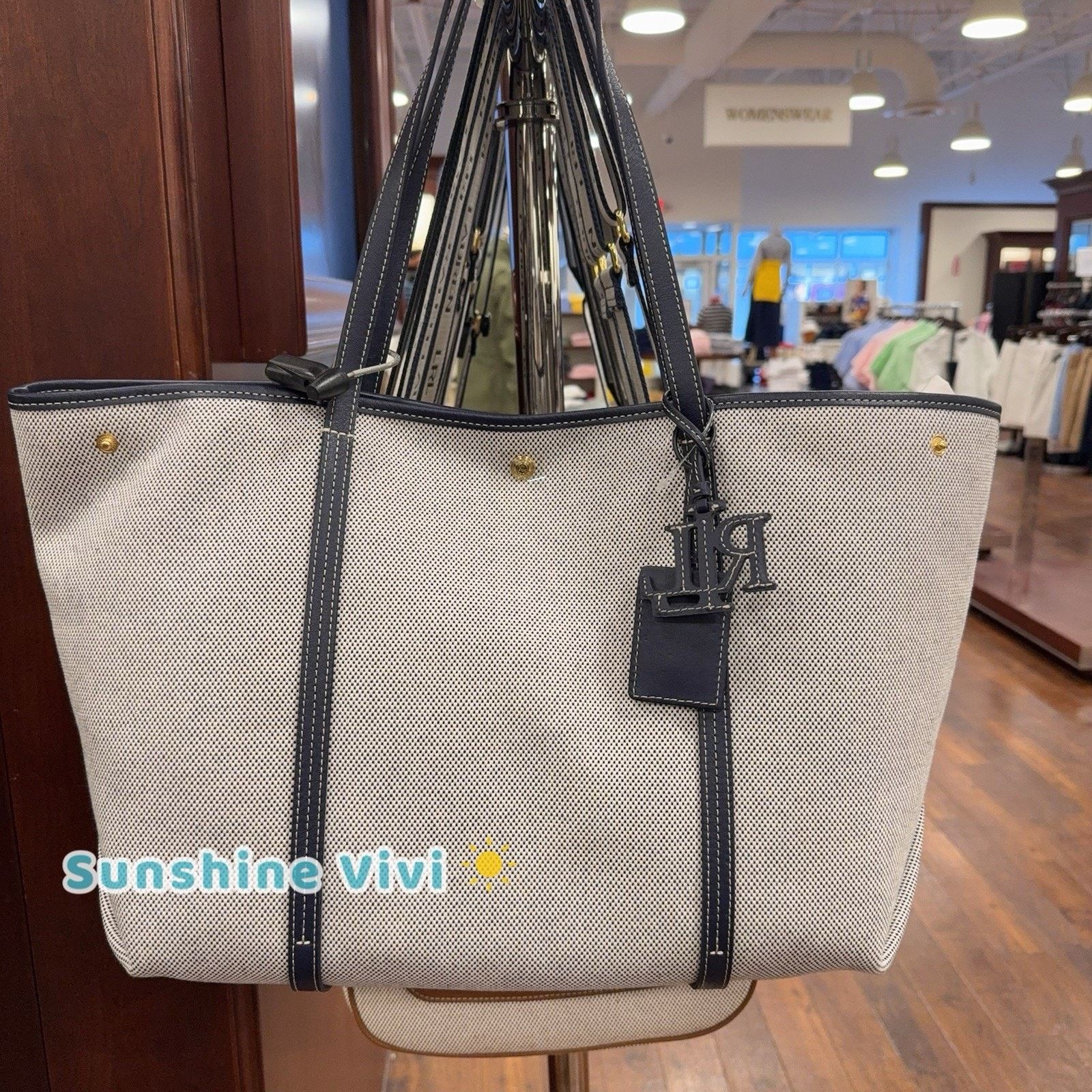 Lauren Ralph Lauren NWT Lauren Ralph Canvas Emerie Extra Large Tote Bag Navy Size ONE SIZE - 1 Thumbnail