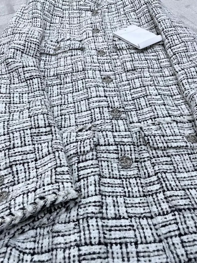 Chanel Chanel 23B sequin tweed woven jacket 2504-Nextarrow Size XS / US 0-2 / IT 36-38 - 4 Thumbnail