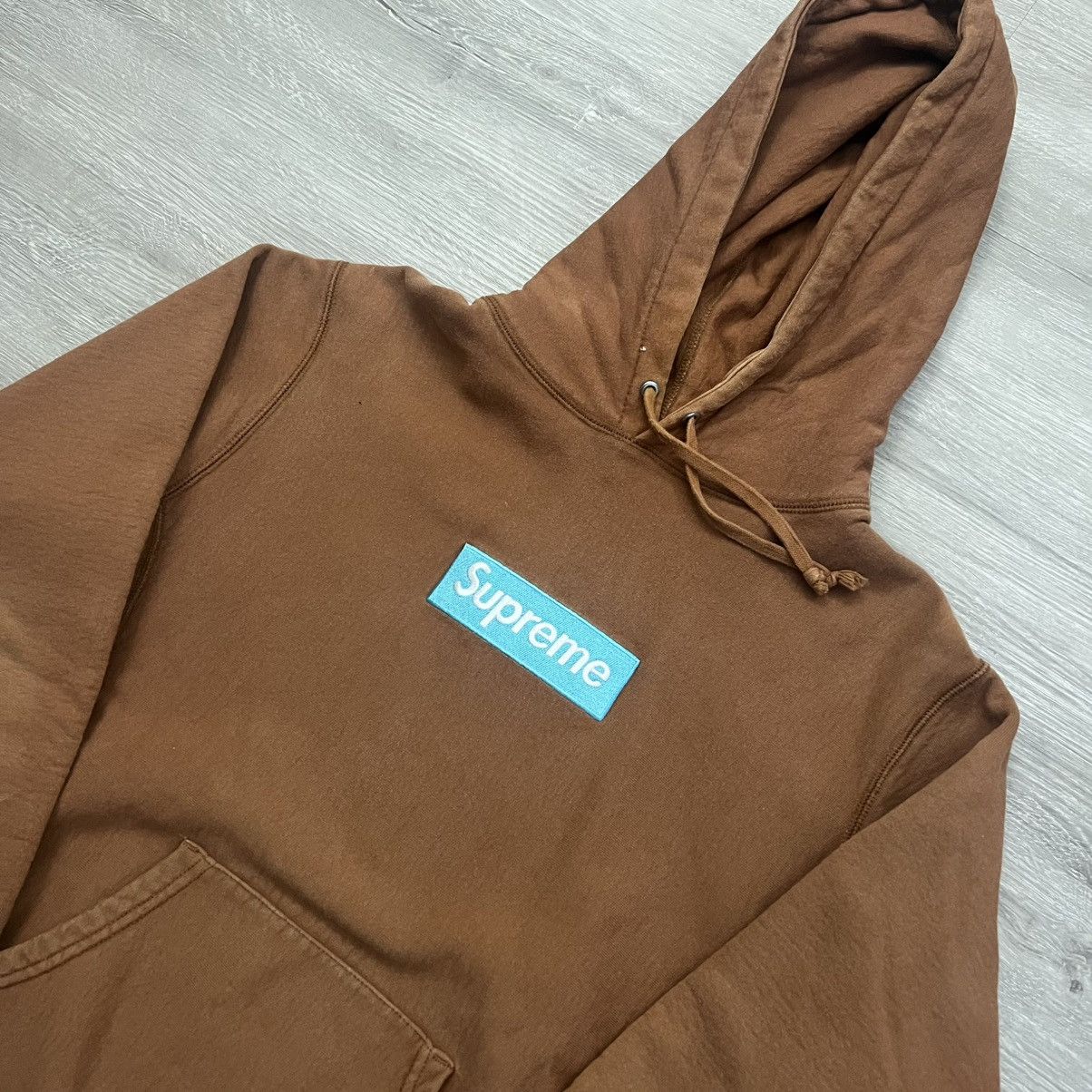 Supreme Supreme Box Logo Hoodie Brown/Teal FW17 Size US M / EU 48-50 / 2 - 12 Thumbnail