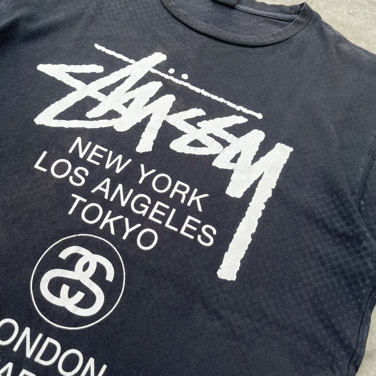 Stussy RARE PATTERN💥90sStüssy World Tour Tee - Classic Logo Graphic Size US L / EU 52-54 / 3 - 3 Thumbnail