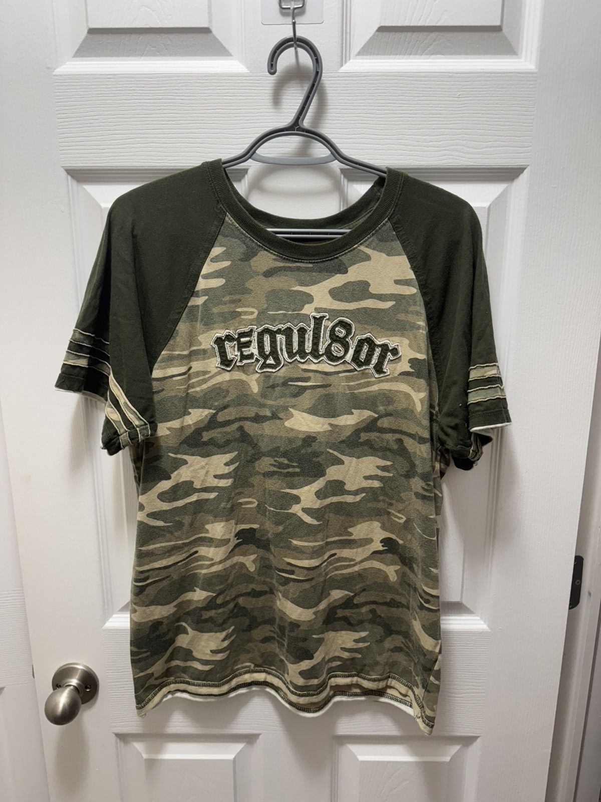 Faded Glory Faded Glory Extreme Regul8ar RealTree Camo Y2K Shirt Size US XL / EU 56 / 4 - 1 Thumbnail