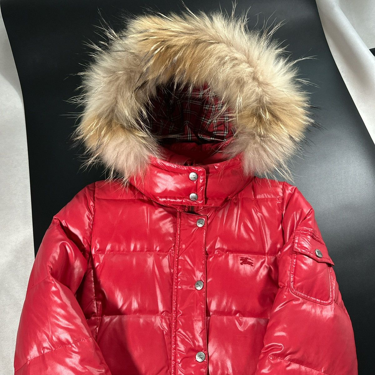 Burberry 00’s Burberry Fur Hood Down Puffer Jacket Size M / US 6-8 / IT 42-44 - 4 Thumbnail