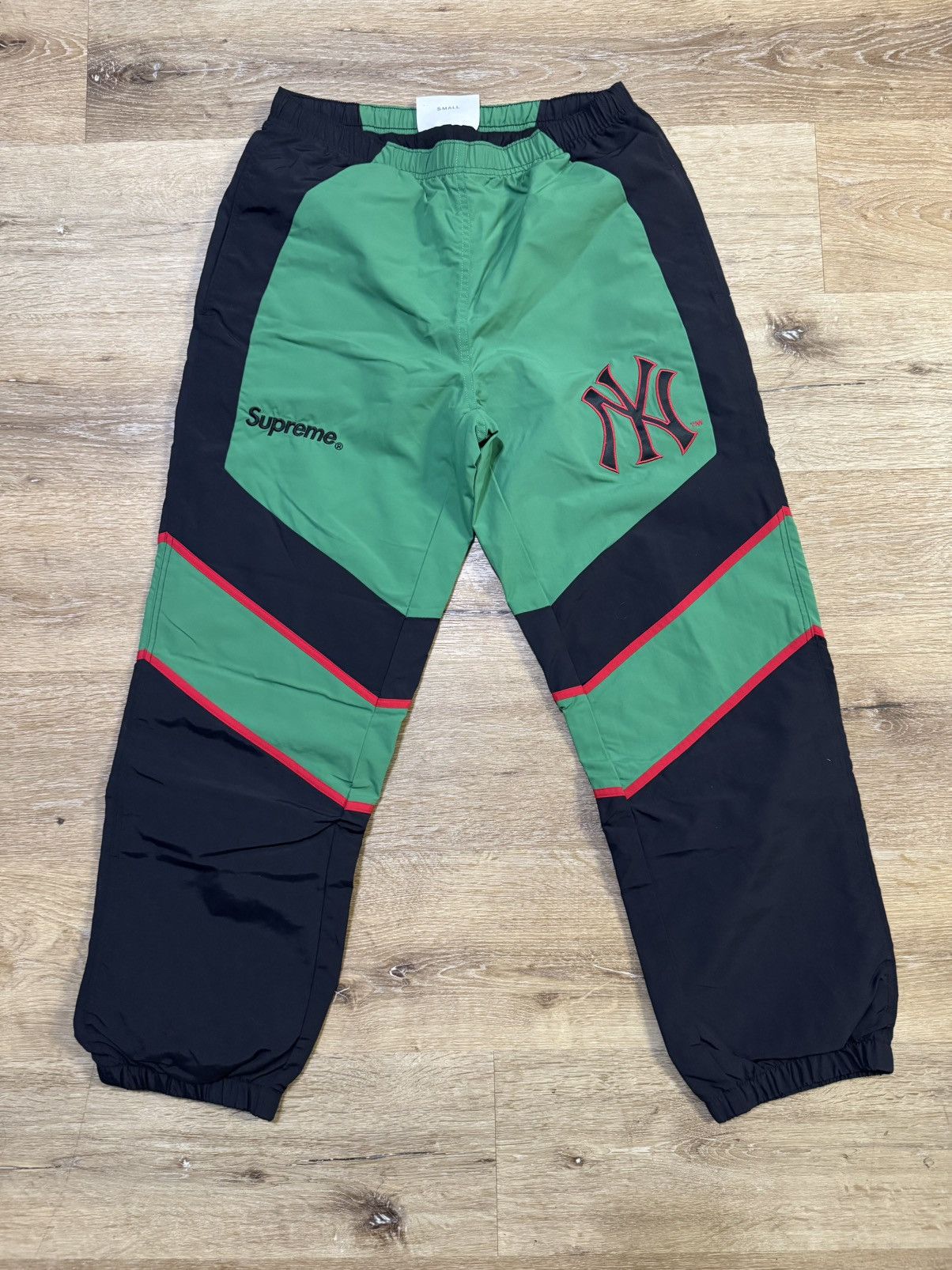 MLB × Supreme Supreme x New York Yankees Track Pant (FW21) | Grailed
