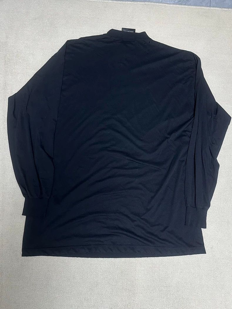 Balenciaga Balenciaga 23ss Show Phone FREE STYLING TIPS Long Sleeve 25 Size US S / EU 44-46 / 1 - 3 Thumbnail