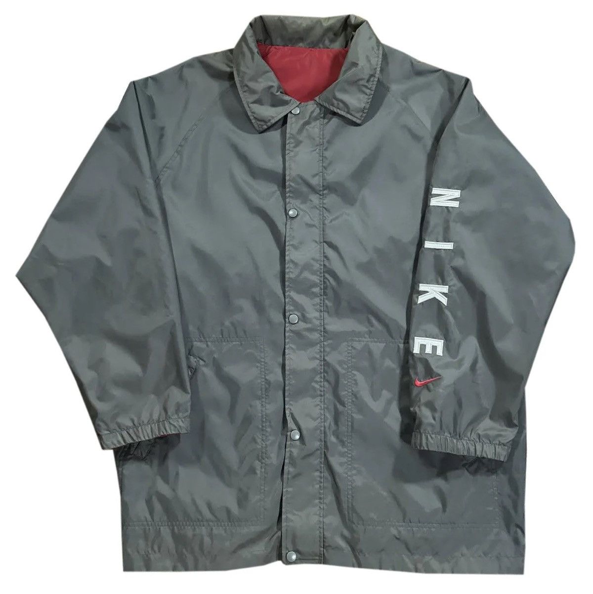 Nike Vintage Nike Reversible Red / Grey Jacket (Size XL) Size US XL / EU 56 / 4 - 1 Thumbnail