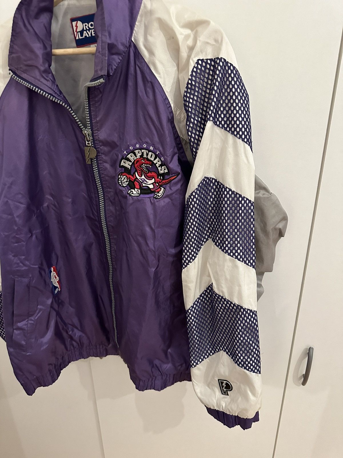 Pro Player Pro Player Jacke Toronto Raptors Size L NBA Vintage JACKET Size US L / EU 52-54 / 3 - 4 Thumbnail