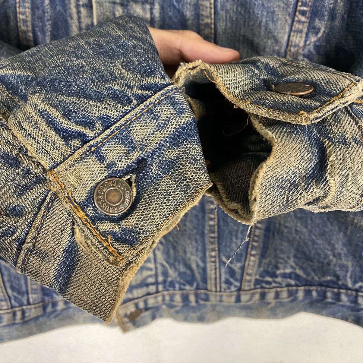 Levi's × Levi's Vintage Clothing × Vintage 💥 70s LEVIS BLANKET TRUCKER DENIM JACKET BUTTON #52 Size US L / EU 52-54 / 3 - 9 Thumbnail