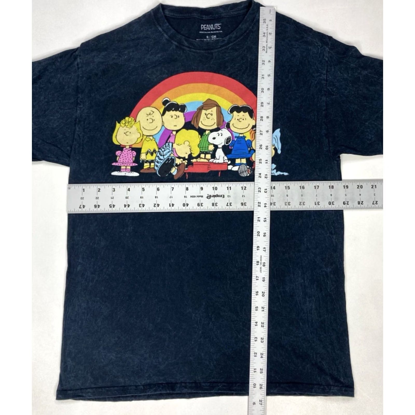 Peanuts VINTAGE Peanuts Snoopy And Friends Graphic T-shirt Men Small Black Acid Wash Size US S / EU 44-46 / 1 - 5 Thumbnail