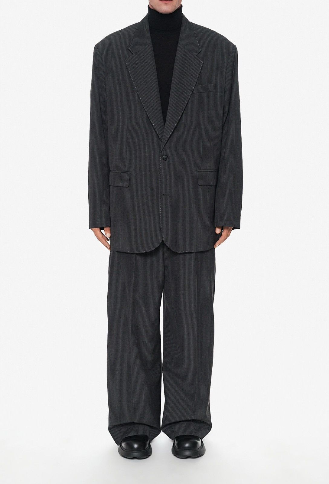 Acne Studios Last Acne Studios Pinstriped Oversized Monobreast Blazer Size US L / EU 52-54 / 3 - 4 Thumbnail