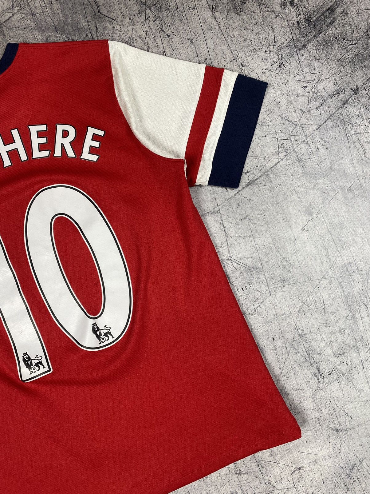 Nike × Vintage Vintage Nike Arsenal Wilshere #10 2010 / 2011 Soccer Jersey Size US M / EU 48-50 / 2 - 14 Thumbnail