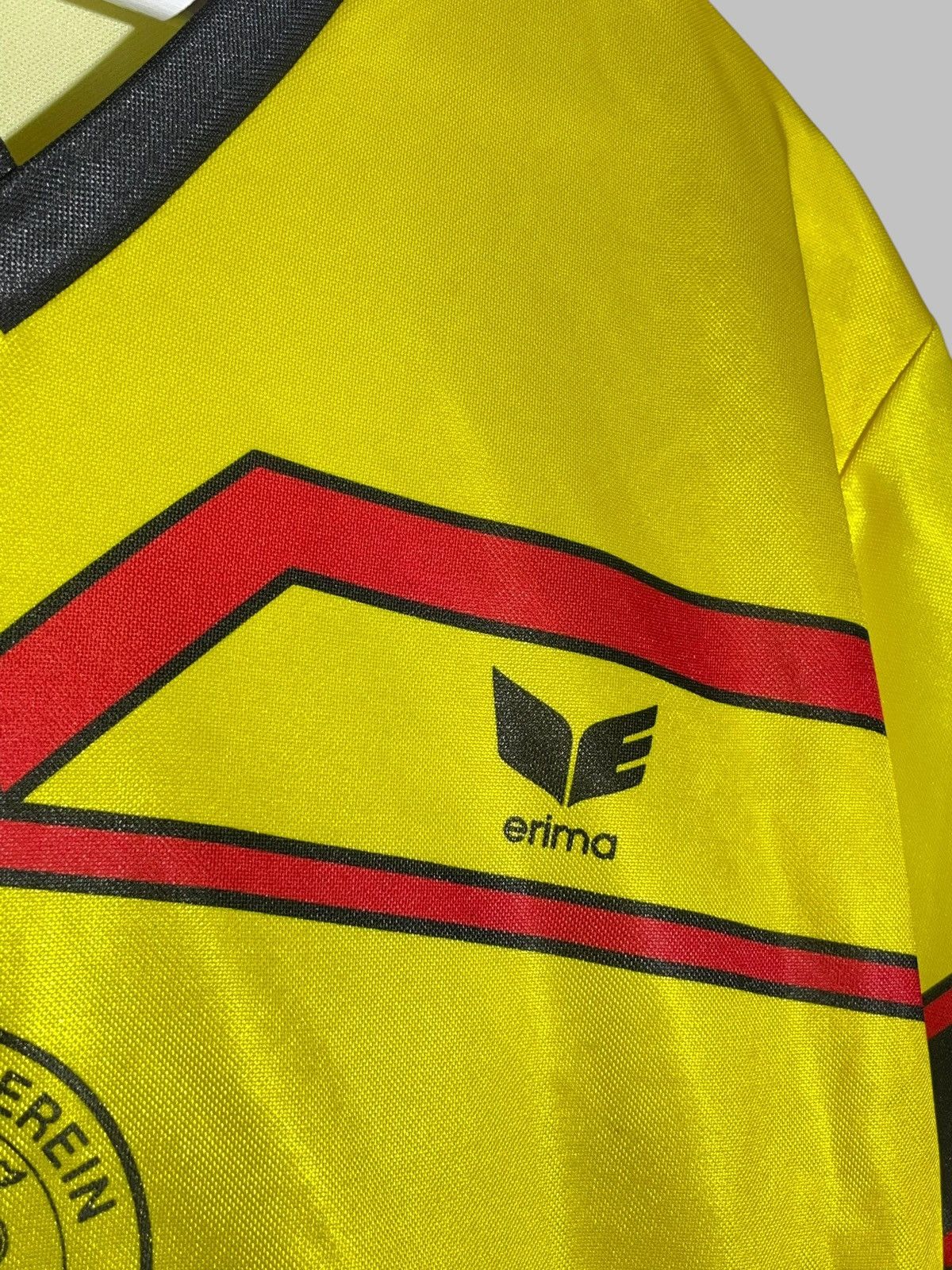 Errea × Vintage Turnverein Fraubrunnen Errea 80-90’s Vintage Football Shirt Size US M / EU 48-50 / 2 - 4 Thumbnail