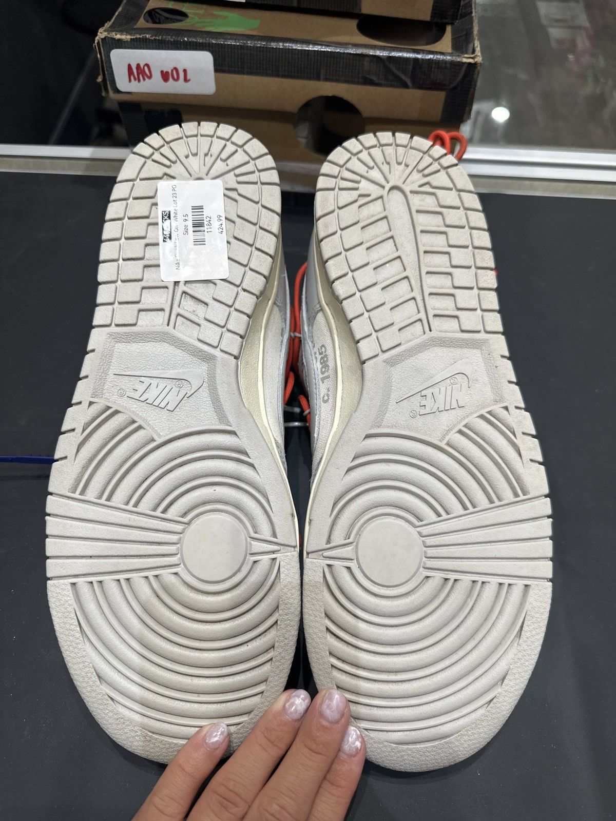 Nike × Off-White Nike Off-White Dunk Low Lot 23 Size US 9.5 / EU 42-43 - 6 Thumbnail
