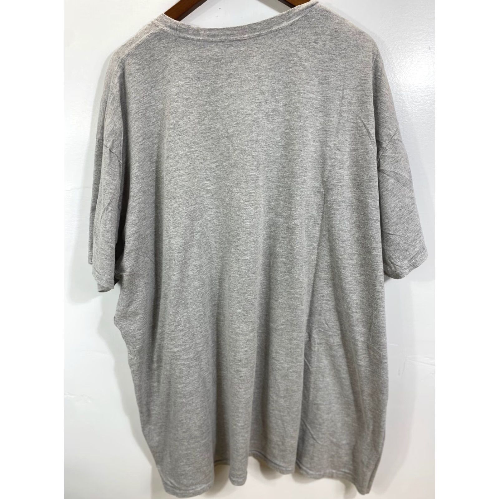 Vintage Chowdaheadz Mens Gray T-Shirt Beer King Crew Neck Short Sleeve 3XL Distress #1420 | Big & Tall Men’s Shirt Size US XXL / EU 58 / 5 - 3 Thumbnail