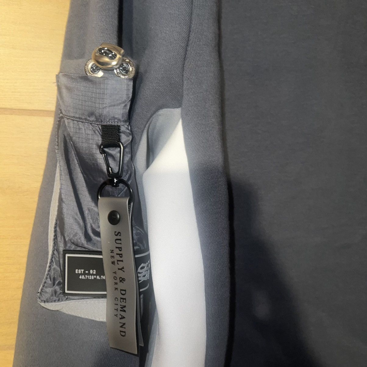 Supply & Demand Supply & Demand Gray Sweatshirt Men’s Large NWT Size US L / EU 52-54 / 3 - 5 Thumbnail