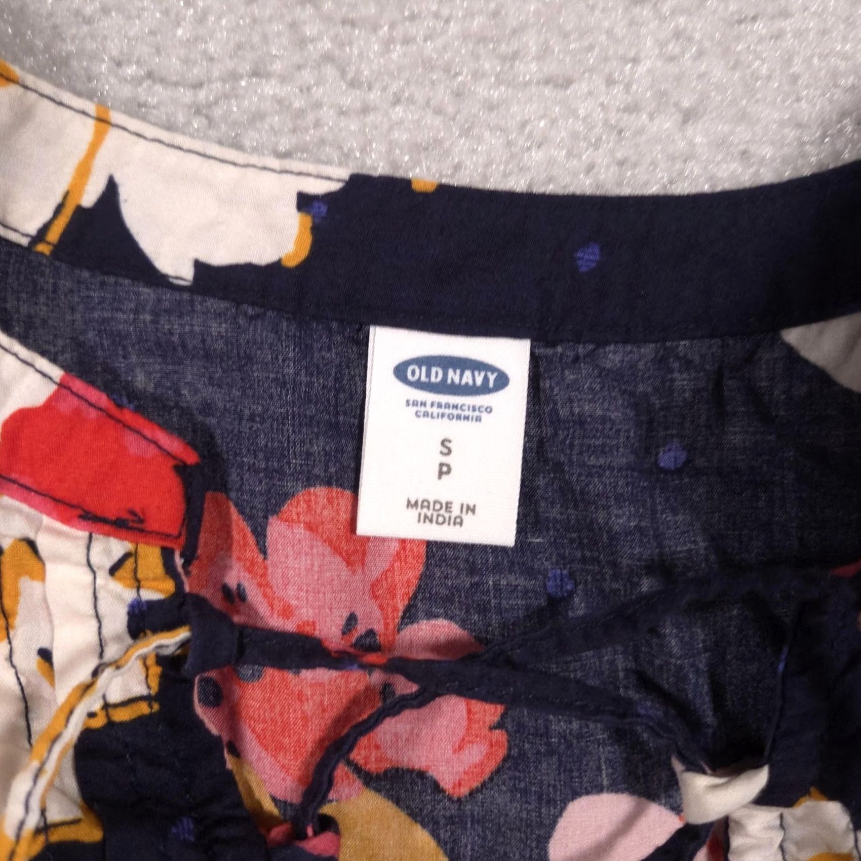 Old Navy VINTAGE Old Navy Dress Womens Small Navy Floral Boho Long Sleeve Pleated Shift Tunic Size S / US 4 / IT 40 - 6 Thumbnail