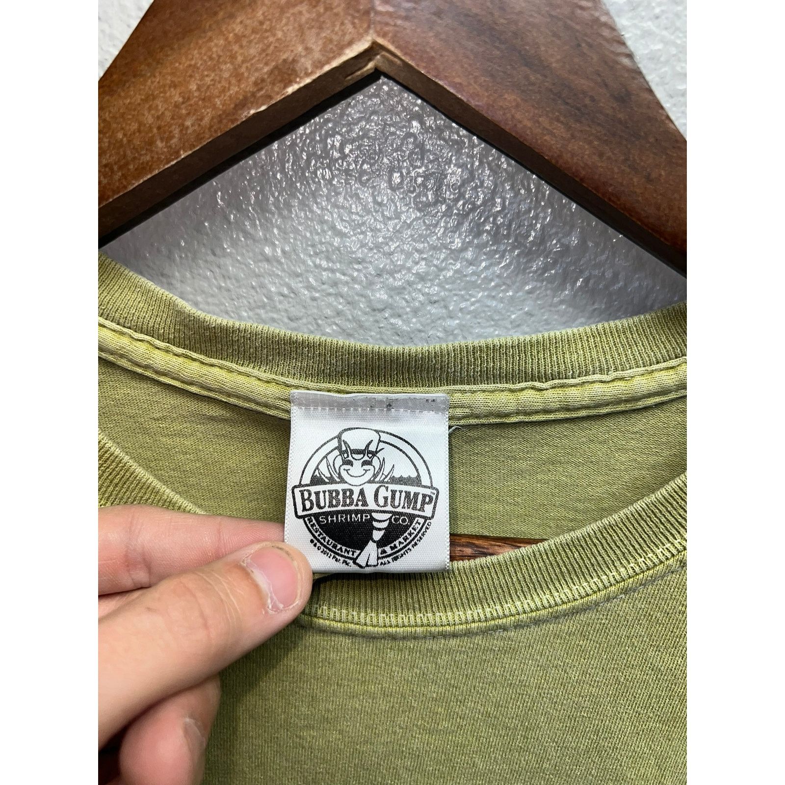 Vintage Vintage Bubba Gump Shrimp Co Shirt Monterey Green Tee Large Size US L / EU 52-54 / 3 - 4 Thumbnail